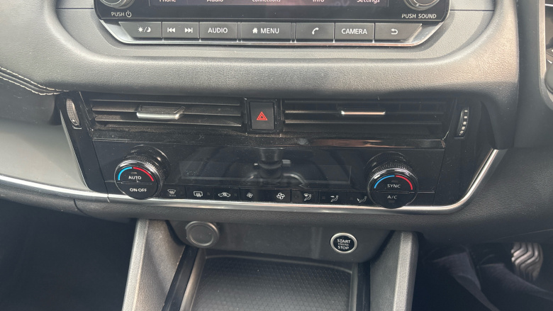 Nissan Qashqai 1.3 DiG-T MH Acenta Premium 5dr Petrol Hatchback